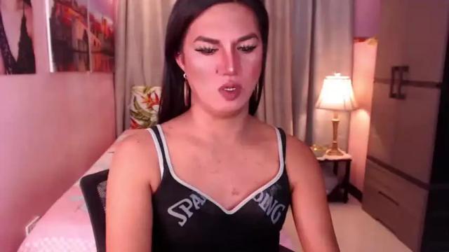 Image 8 of hotchococumashley Stream on Chaturbate on 17 months ago