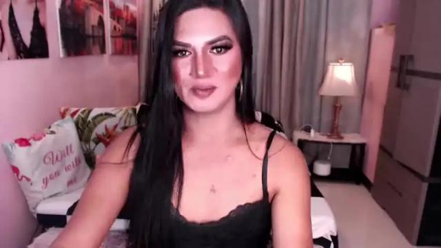 Image 12 of hotchococumashley Stream on Chaturbate on 15 months ago