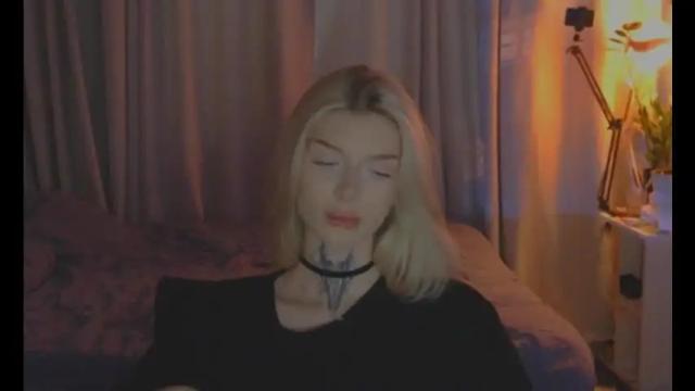 Image 8 of hotchubently Stream on Chaturbate on 1 month ago