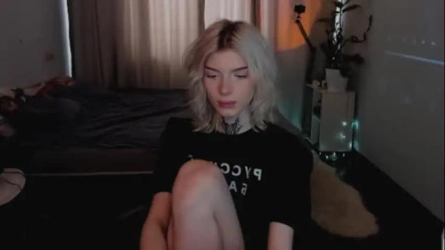 Image 10 of hotchubently Stream on Chaturbate on 1 month ago