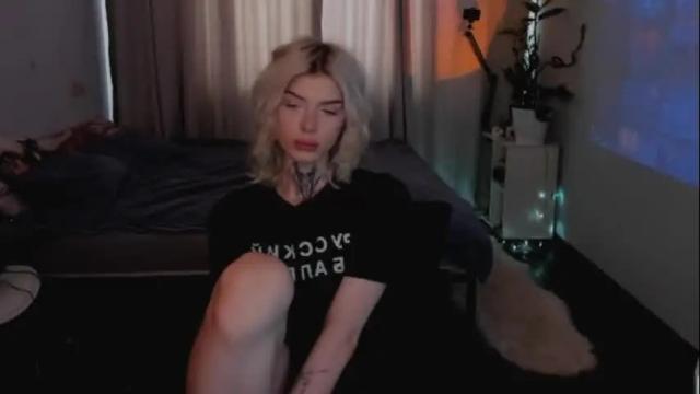 Image 2 of hotchubently Stream on Chaturbate on 1 month ago