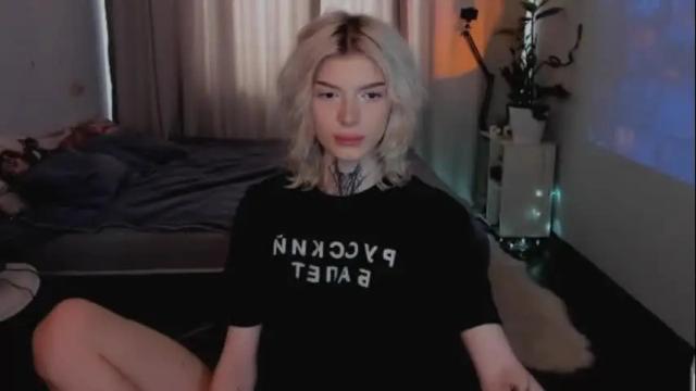 Image 6 of hotchubently Stream on Chaturbate on 1 month ago