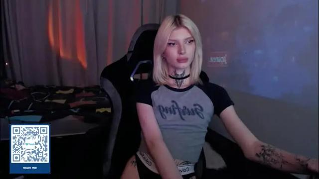Image 6 of hotchubently Stream on Chaturbate on 2 months ago