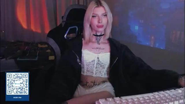 Image 7 of hotchubently Stream on Chaturbate on 2 months ago