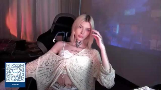 Image 11 of hotchubently Stream on Chaturbate on 2 months ago