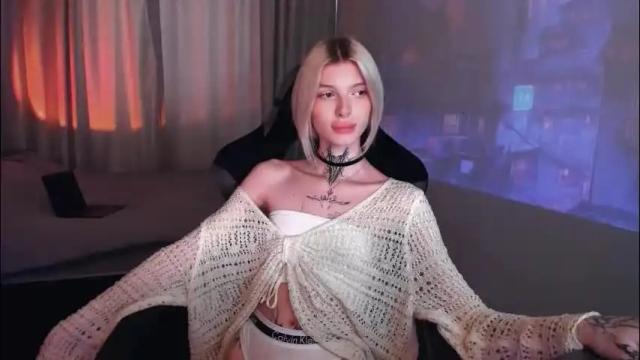 Image 2 of hotchubently Stream on Chaturbate on 1 month ago
