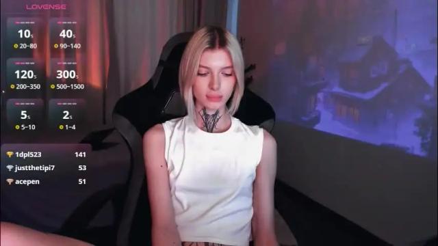 Image 11 of hotchubently Stream on Chaturbate on 1 month ago