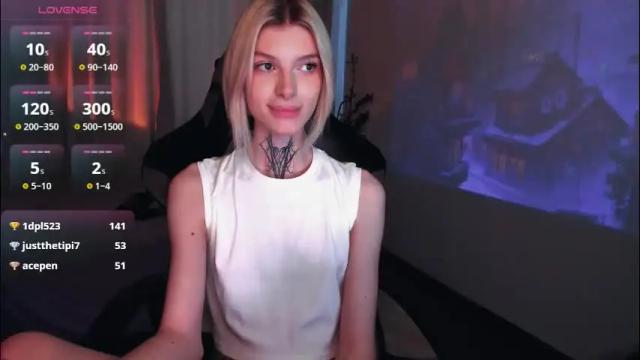 Image 8 of hotchubently Stream on Chaturbate on 1 month ago