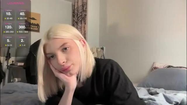 Image 2 of hotchubently Stream on Chaturbate on 1 month ago