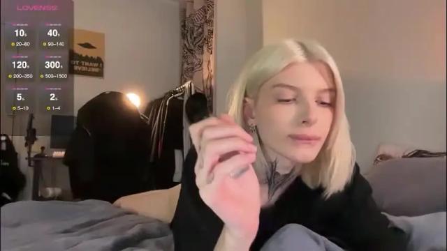 Image 6 of hotchubently Stream on Chaturbate on 1 month ago