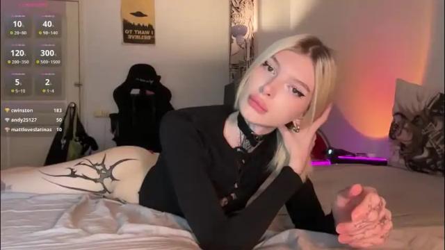 Image 6 of hotchubently Stream on Chaturbate on 1 month ago