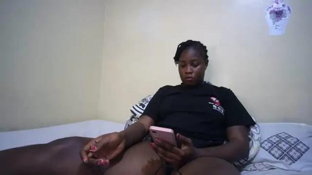 Image 11 of hotcoco_ Stream on Chaturbate on 19 months ago
