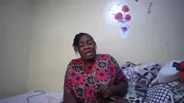 Image 10 of hotcoco_ Stream on Chaturbate on 19 months ago