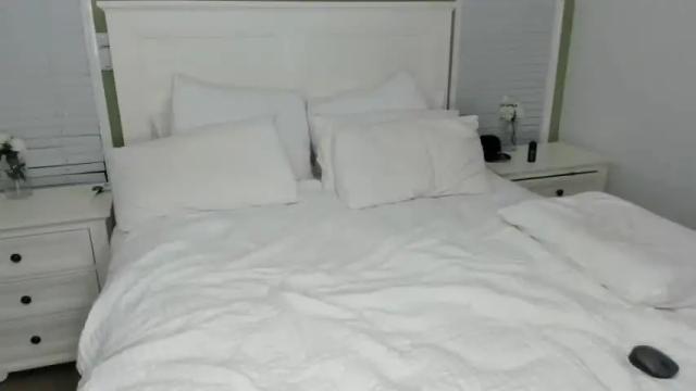 Image 2 of hotcoupletatts1 Stream on Chaturbate on 15 months ago
