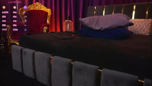 Image 6 of hotdesy_ Stream on Chaturbate on 1 month ago