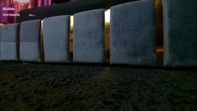 Image 2 of hotdesy_ Stream on Chaturbate on 11 days ago