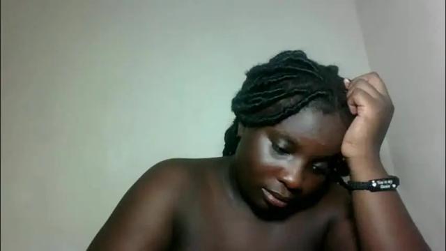 Image 3 of hotebbbyy Stream on Chaturbate on 2 months ago