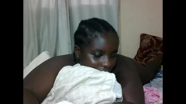 Image 4 of hotebbbyy Stream on Chaturbate on 26 days ago