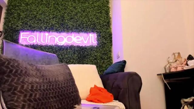 Image 7 of hotfallingdevil Stream on Chaturbate on 4 days ago