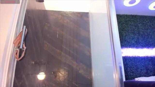 Image 3 of hotfallingdevil Stream on Chaturbate on 23 days ago