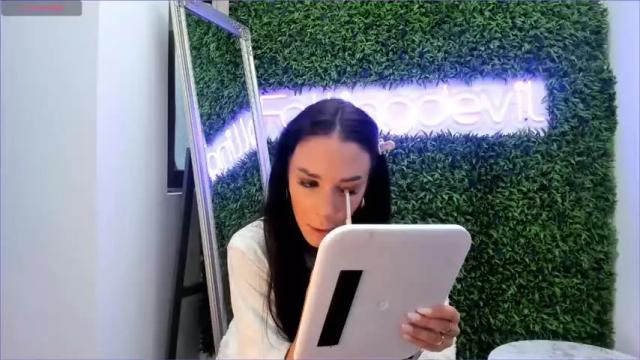Image 3 of hotfallingdevil Stream on Chaturbate on 2 months ago