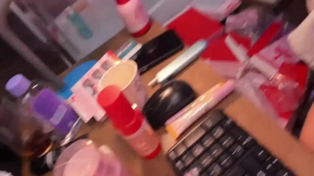 Image 8 of hotfallingdevil Stream on Chaturbate on 1 month ago