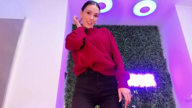 Image 3 of hotfallingdevil Stream on Chaturbate on 3 days ago