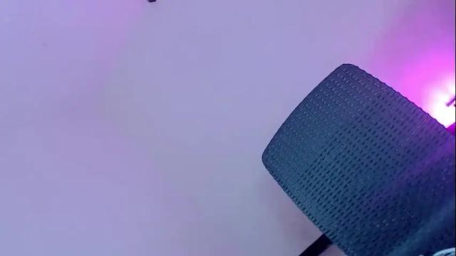 Image 11 of hotfuckingyumi Stream on Chaturbate on 1 month ago