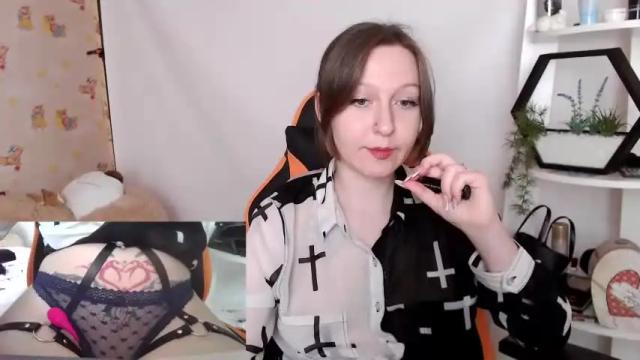 Image 10 of hothornyktty Stream on Chaturbate on 14 months ago
