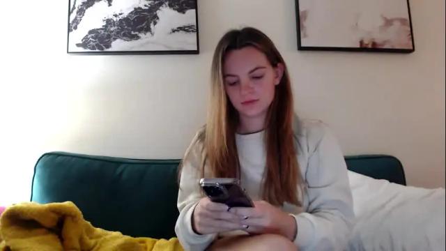 Image 3 of hothornypair Stream on Chaturbate on 17 months ago