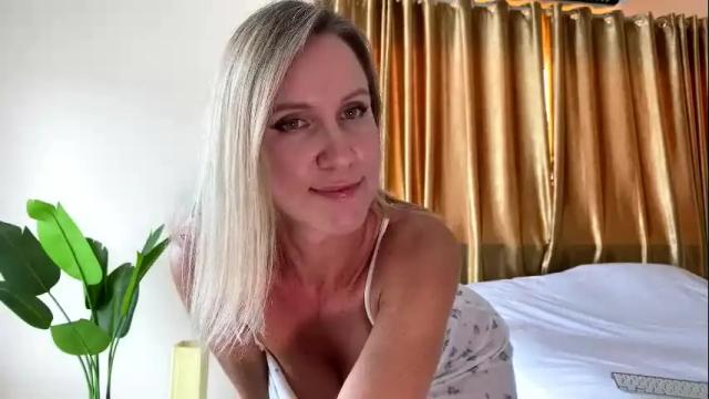 Image 6 of hotkatness Stream on Chaturbate on 1 month ago