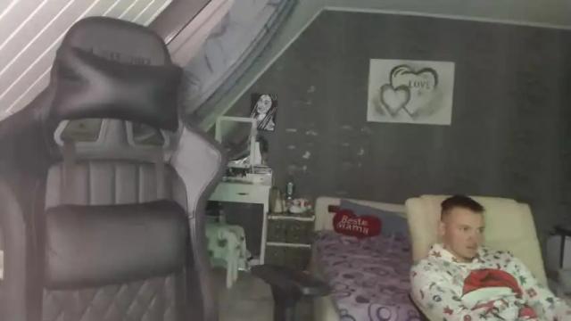 Thumbnail 1, hotkellyandkevinn's Stream at Chaturbate, 16 months ago