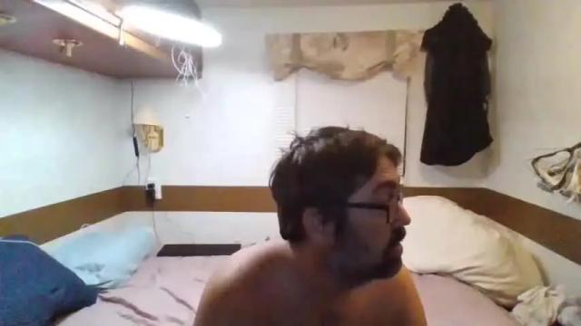 Image 3 of hotmamasdaddy042621 Stream on Chaturbate on 17 months ago