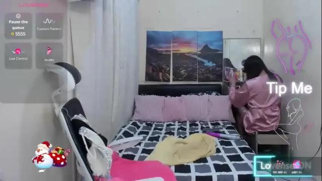 Image 4 of hotnasty_madisson Stream on Chaturbate on 13 days ago