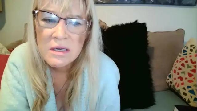 Image 11 of hotpepperrose Stream on Chaturbate on 2 months ago