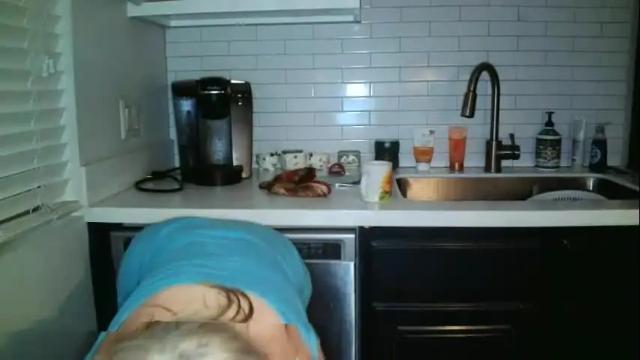 Image 4 of hotpepperrose Stream on Chaturbate on 2 months ago