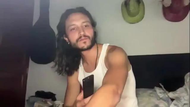 Image 2 of hotscorpions Stream on Chaturbate on 3 months ago