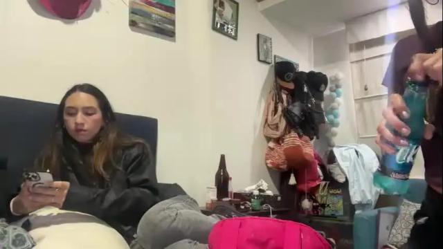 Image 2 of hotscorpions Stream on Chaturbate on 3 months ago