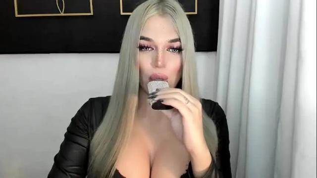 Image 4 of hotstellacumxxx Stream on Chaturbate on 10 days ago
