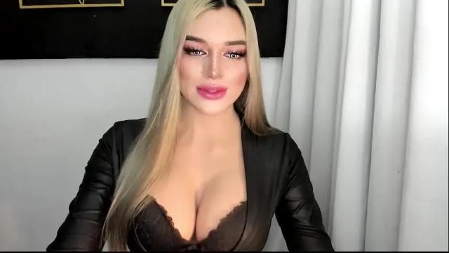 Image 8 of hotstellacumxxx Stream on Chaturbate on 4 days ago