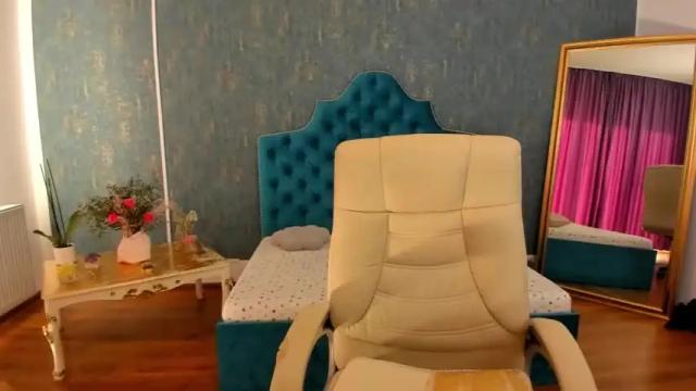 Image 2 of hott_jasmine Stream on Chaturbate on 14 months ago