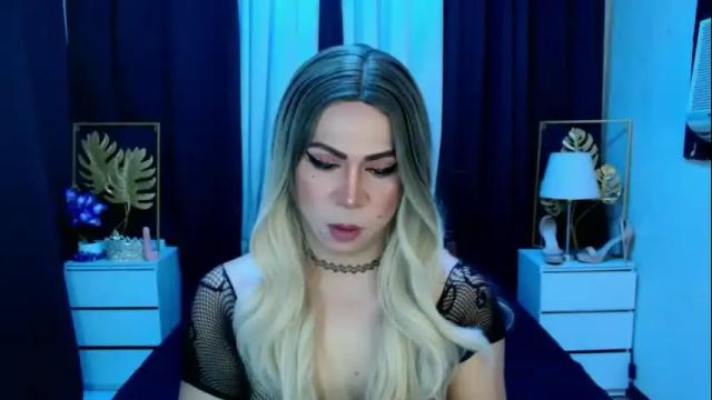 Image 6 of hott_summerr Stream on Chaturbate on 8 days ago