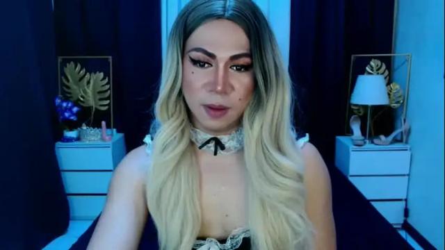 Image 12 of hott_summerr Stream on Chaturbate on 7 days ago