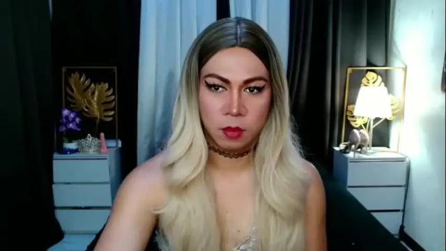 Image 3 of hott_summerr Stream on Chaturbate on 1 day ago