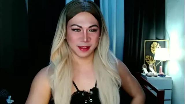 Image 2 of hott_summerr Stream on Chaturbate on 2 months ago