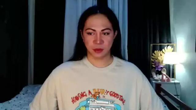 Image 3 of hott_summerr Stream on Chaturbate on 29 days ago