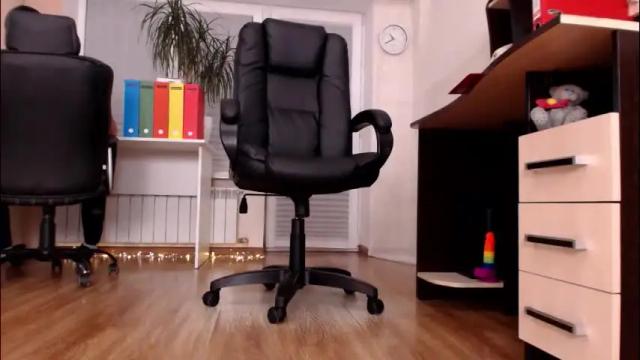 Image 10 of hottdoll611 Stream on Chaturbate on 28 days ago