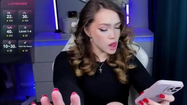 Image 2 of hottease_pvt Stream on Chaturbate on 1 month ago