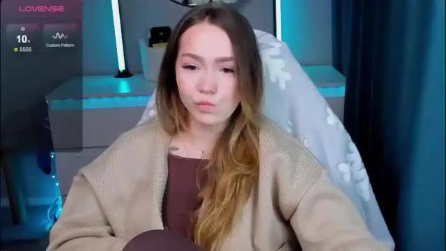 Image 7 of hottease_pvt Stream on Chaturbate on 1 month ago