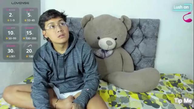 Image 10 of hottie_couplee Stream on Chaturbate on 1 month ago
